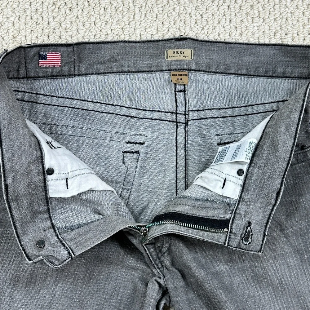 True Religion Jeans 36 (Fits 37x34) Gray Wash Ricky Relaxed Straight Flap Pocket